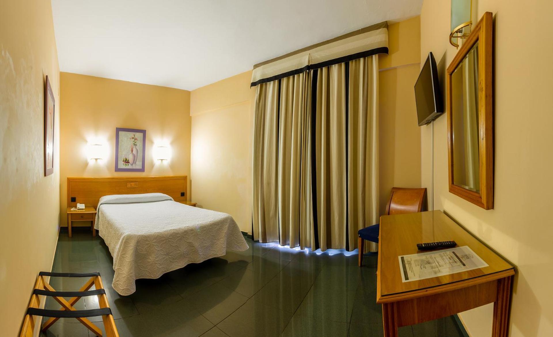 Hotel Zeus Mérida Exteriör bild