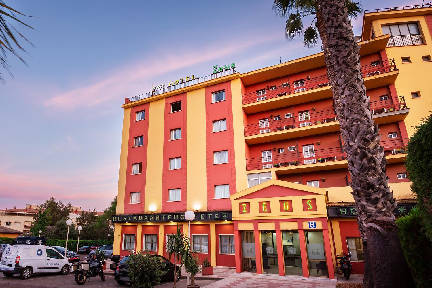 Hotel Zeus Mérida Exteriör bild